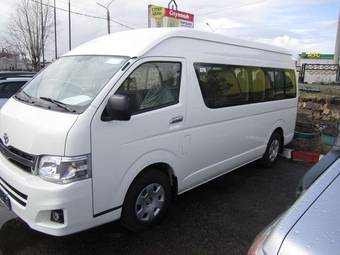 2012 Toyota Hiace Photos