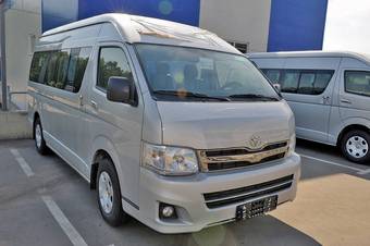 2012 Toyota Hiace Pictures