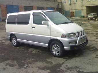 Toyota Hiace Regius