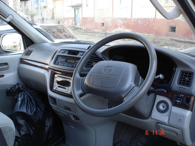 1997 Toyota Hiace Regius
