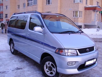 Toyota Hiace Regius