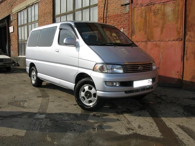 1998 Toyota Hiace Regius