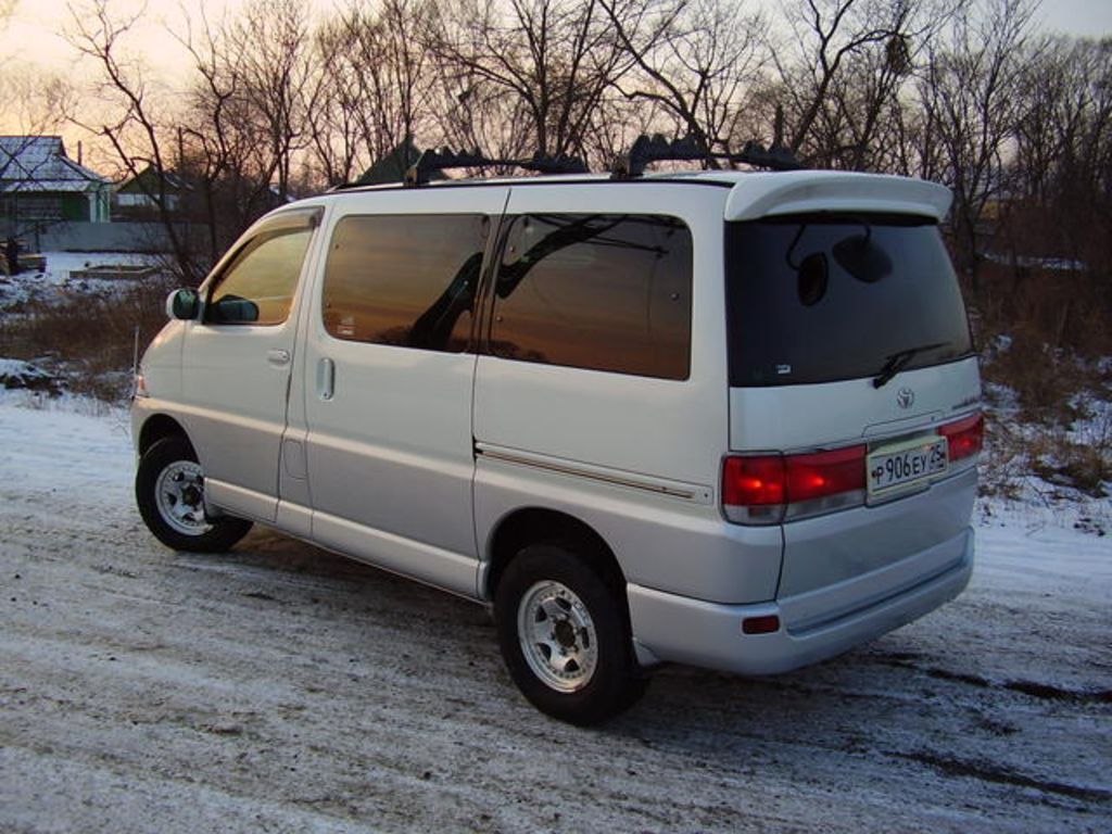 1998 Toyota Hiace Regius