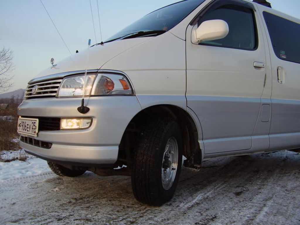 1998 Toyota Hiace Regius