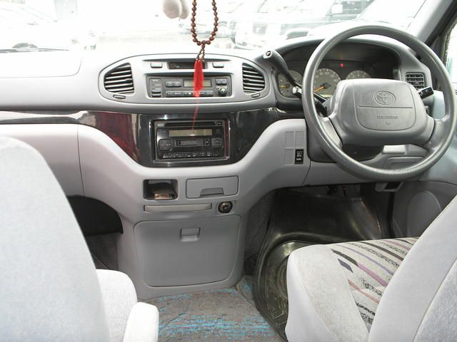 1998 Toyota Hiace Regius