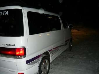 Toyota Hiace Regius