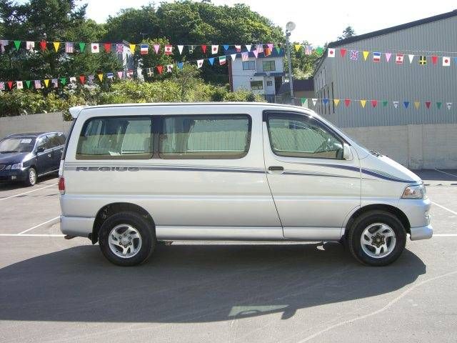 1998 Toyota Hiace Regius