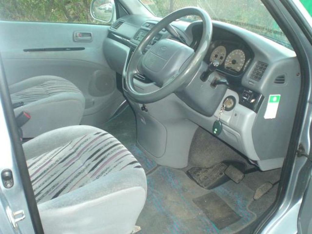 1998 Toyota Hiace Regius