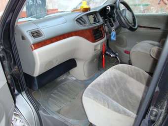 1998 Toyota Hiace Regius Pics