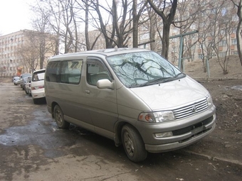 1999 Toyota Hiace Regius