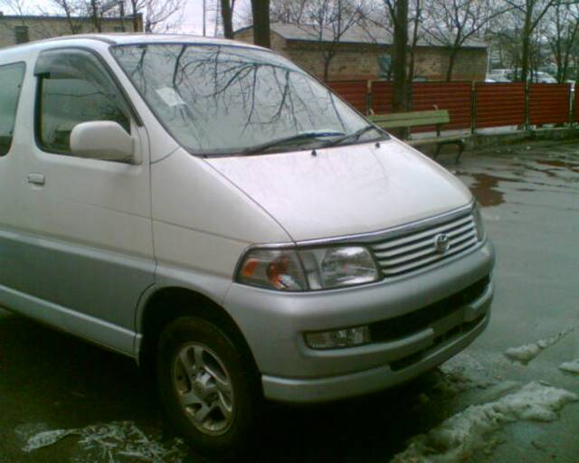 1999 Toyota Hiace Regius