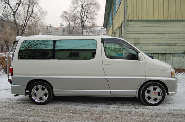 1999 Toyota Hiace Regius