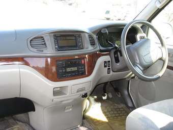 Toyota Hiace Regius