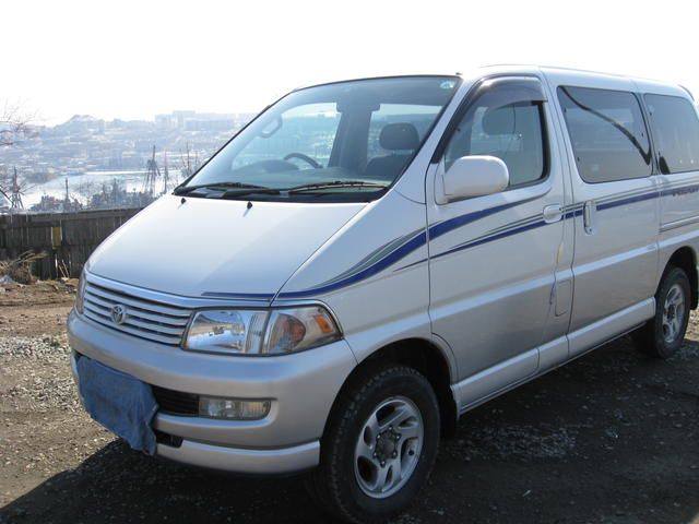 1999 Toyota Hiace Regius