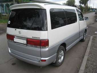 Toyota Hiace Regius