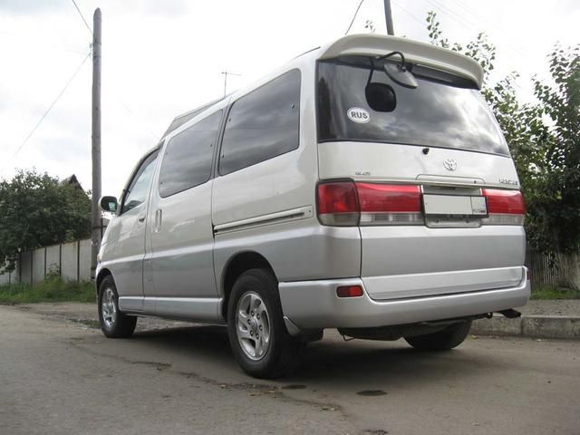 1999 Toyota Hiace Regius