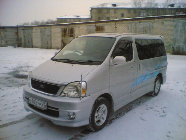1999 Toyota Hiace Regius