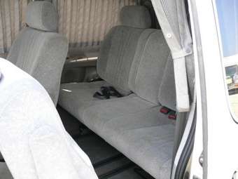 Toyota Hiace Regius