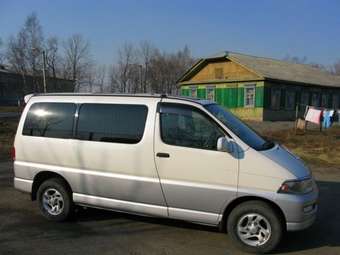 1999 Toyota Hiace Regius