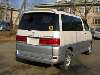 Toyota Hiace Regius