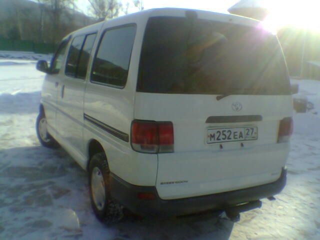 1999 Toyota Hiace Regius