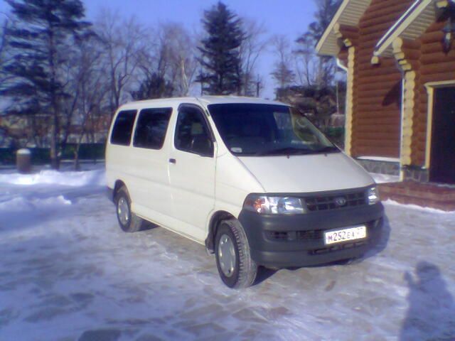1999 Toyota Hiace Regius