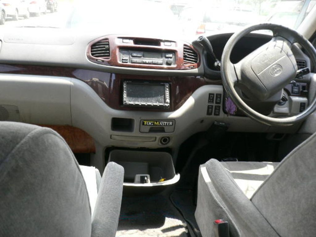 1999 Toyota Hiace Regius