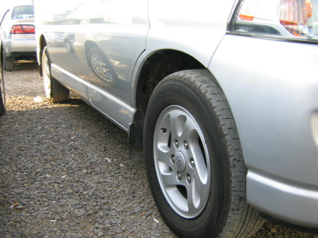 1999 Toyota Hiace Regius Photos