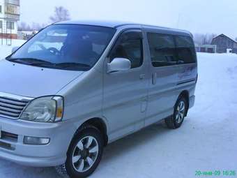 2000 Toyota Hiace Regius