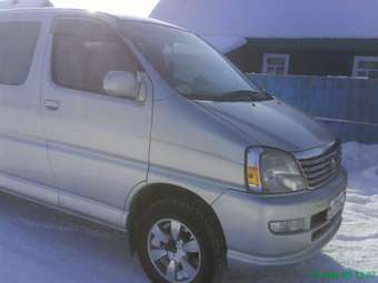 Toyota Hiace Regius