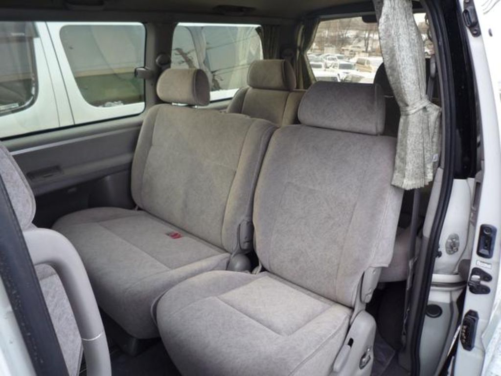 2000 Toyota Hiace Regius