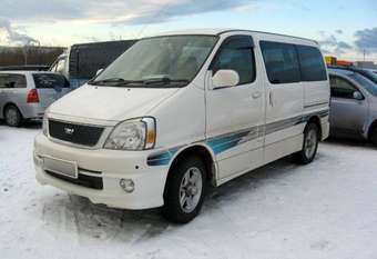 2000 Toyota Hiace Regius