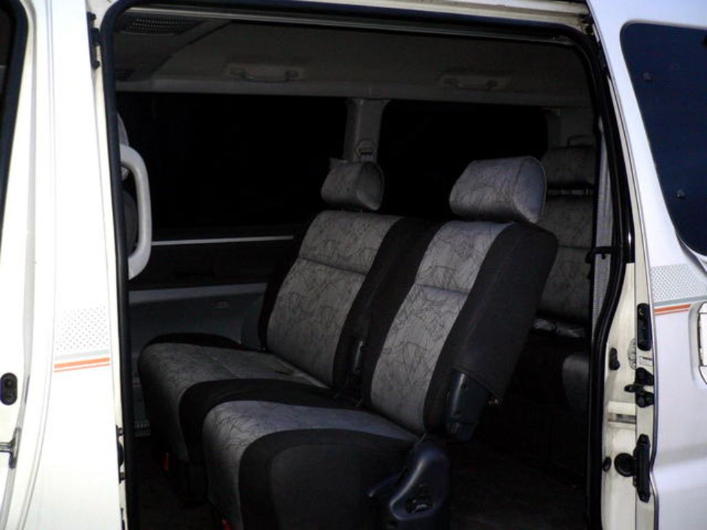 2000 Toyota Hiace Regius
