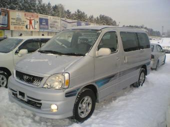 2000 Toyota Hiace Regius