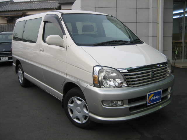 2000 Toyota Hiace Regius Wallpapers