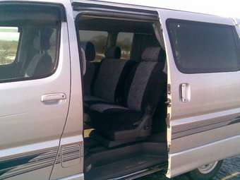 Toyota Hiace Regius