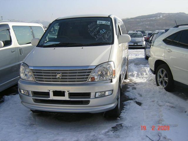 2001 Toyota Hiace Regius