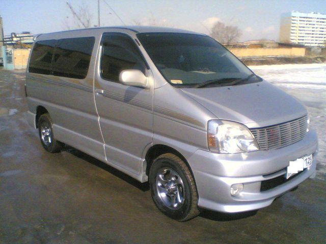 2001 Toyota Hiace Regius