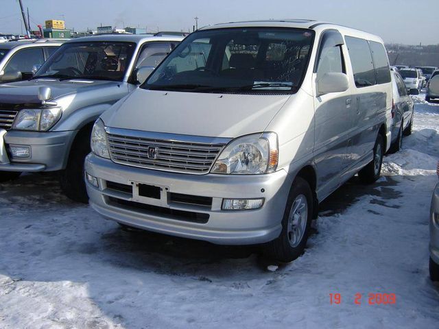 2001 Toyota Hiace Regius