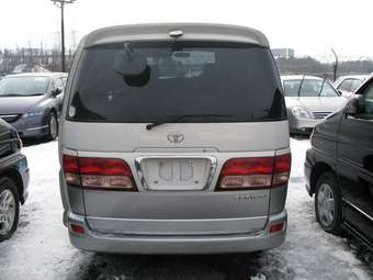 2001 Toyota Hiace Regius Photos