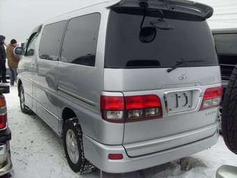 2001 Toyota Hiace Regius Pics