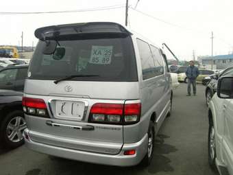 2001 Toyota Hiace Regius Images