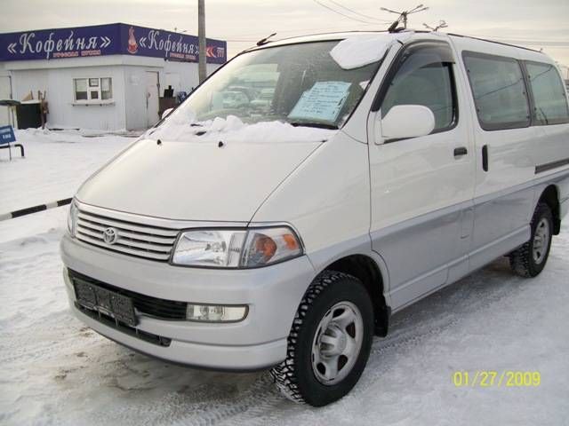 2002 Toyota Hiace Regius