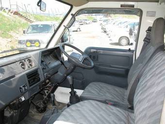 1992 Toyota Hiace Truck Wallpapers