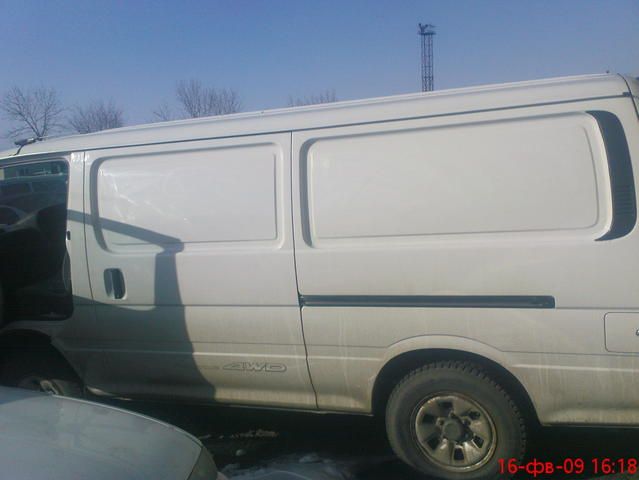 2000 Toyota Hiace Van
