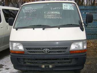 2003 Toyota Hiace Van Pictures