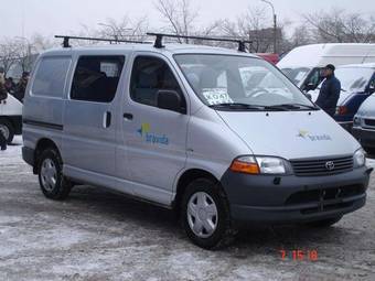 2003 Toyota Hiace Van Pictures