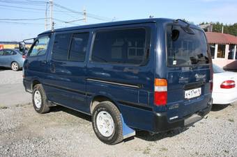 2003 Toyota Hiace Van Pictures