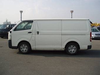 2006 Toyota Hiace Van Wallpapers