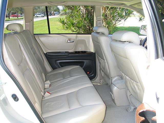 2001 Toyota Highlander Pictures